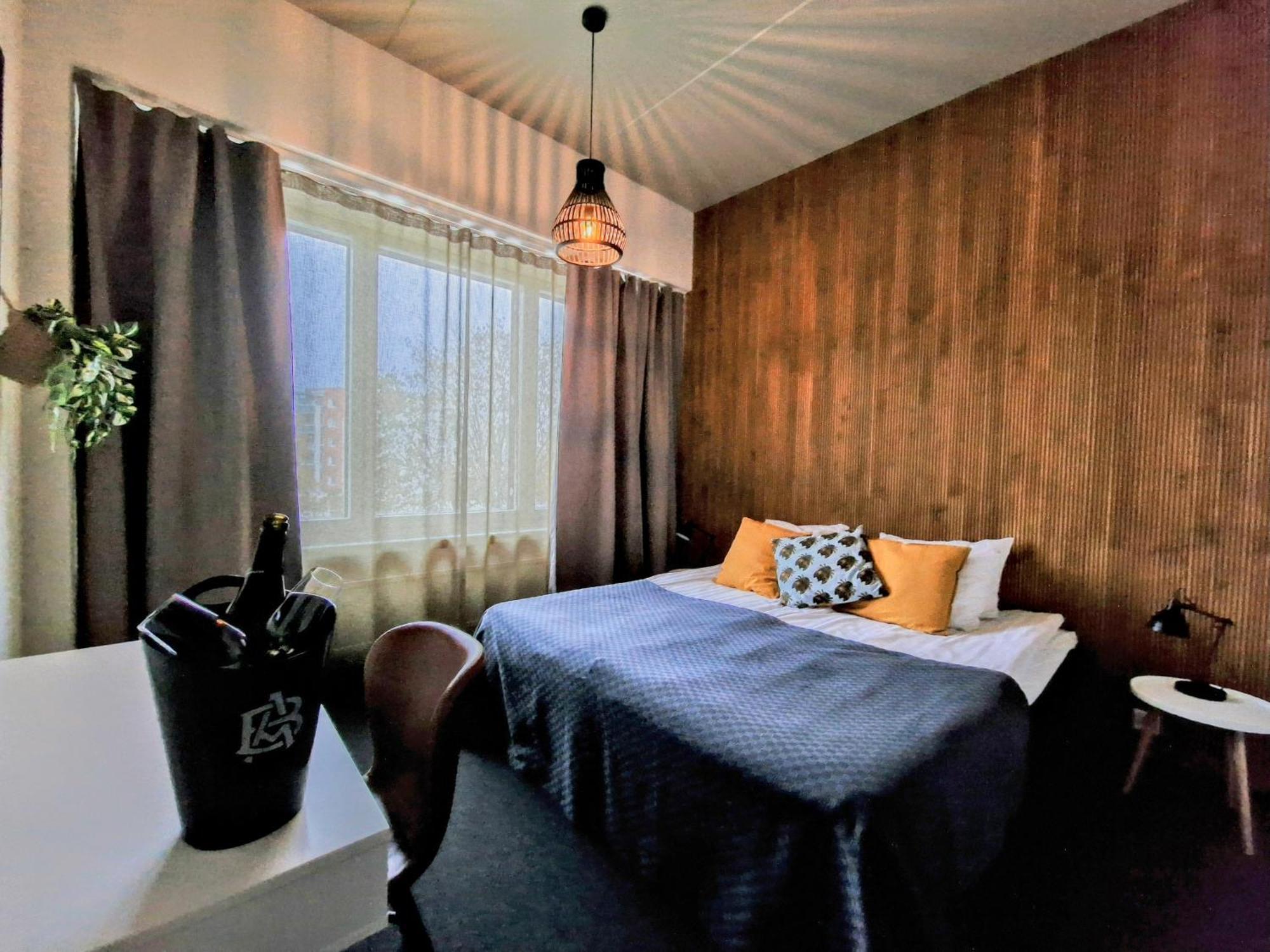 Hotel Seurahuone Riihimaeki Экстерьер фото
